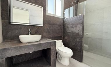 CASA EN VENTA EN FRACCIONAMIENTO LOMAS DE COCOYOC, MORELOS