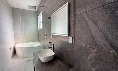 CASA EN VENTA EN FRACCIONAMIENTO LOMAS DE COCOYOC, MORELOS