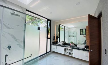 Luxury Home for Sale in Playacar, Playa del Carmen – 854 m² Residence with Rooftop Pool