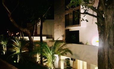 Luxury Home for Sale in Playacar, Playa del Carmen – 854 m² Residence with Rooftop Pool