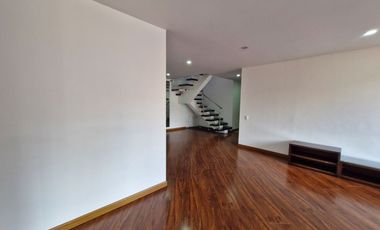 Apartamento dúplex en Arriendo, Santa Ana Occidental, Bogotá
