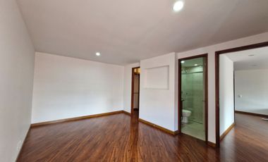 Apartamento dúplex en Arriendo, Santa Ana Occidental, Bogotá