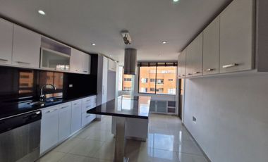 Apartamento dúplex en Arriendo, Santa Ana Occidental, Bogotá
