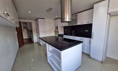 Apartamento dúplex en Arriendo, Santa Ana Occidental, Bogotá