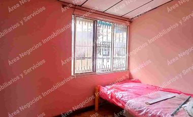 Área alquila casa de dos pisos en el Barrio el Limonar.