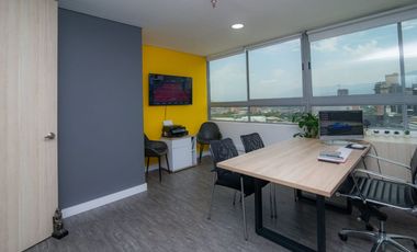 Arriendo de oficina AMOBLADA en Restrepo Naranjo, Sabaneta