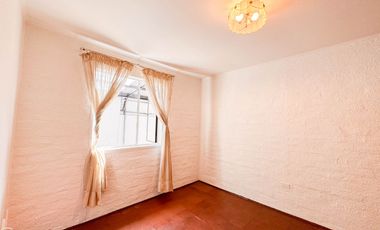 Amplia Casa Villa San Martín · Venta UF 3.347