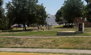 CASA EN VENTA PLANTA BAJA CAÑADAS DE SAN LORENZO