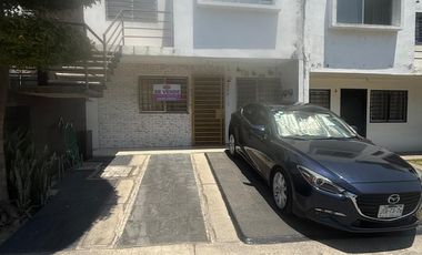 CASA EN VENTA PLANTA BAJA CAÑADAS DE SAN LORENZO