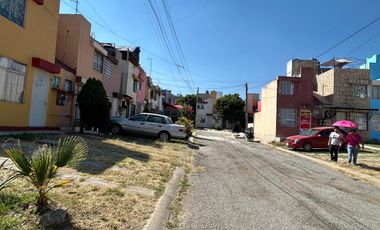 CASA EN VENTA EN LOMAS DE CUAUTITLAN, TEPOJACO