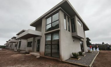 Venta casa 4D,3B, Rocas de Santo Domingo, San Antonio