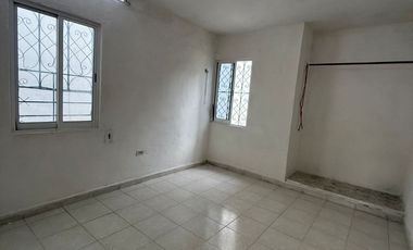 CASA EN VENTA A 8 MINUTOS DEL PARQUE DE LA ERMITA Y A UNOS PASOS DE CIRCUITO COLONIAS