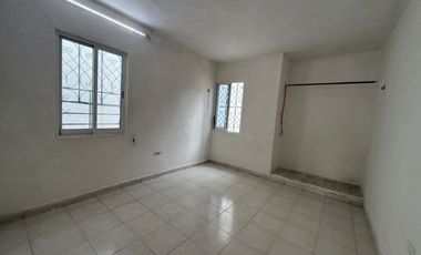 CASA EN VENTA A 8 MINUTOS DEL PARQUE DE LA ERMITA Y A UNOS PASOS DE CIRCUITO COLONIAS
