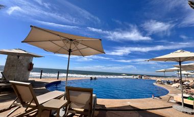 DEPARTAMENTO A PIE DE PLAYA PARK ROYAL MAZATLAN SINALOA