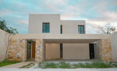 CASA EN VENTA EN PROVINCIA GOLF CLUB MERIDA YUCATAN AMPLICA