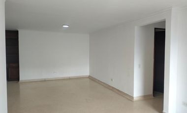 Apartamento en arriendo en Jardines, Envigado