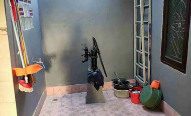 Rumah disewakan bisa untuk kantor