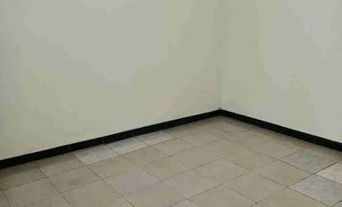 Rumah disewakan bisa untuk kantor