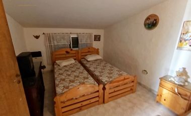 AMPLIO CHALET INDEPENDIENTE EN VENTA - EXCELENTE ZONA