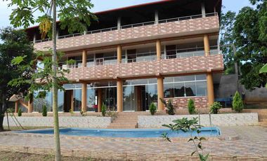 Vendo o Alquilo Casa con piscina 3,000 m2  Tarapoto