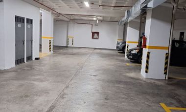 RENTA DEPARTAMENTO SECTOR AV. DE LA REPUBLICA Y ULLOA