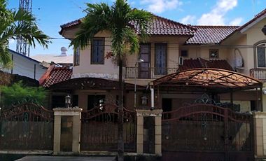 Quick Sale – Classic Home on a Large Lot, Steps Away from Permata Hospital Property