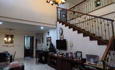 Quick Sale – Classic Home on a Large Lot, Steps Away from Permata Hospital Property