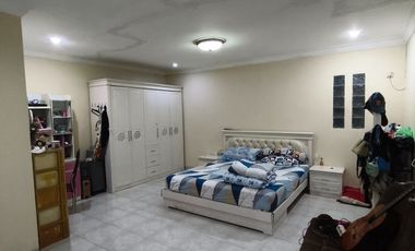 Quick Sale – Classic Home on a Large Lot, Steps Away from Permata Hospital Property