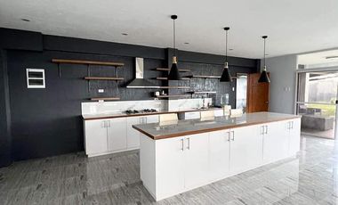 𝐒𝐩𝐚𝐜𝐢𝐨𝐮𝐬 𝟒 𝐁𝐞𝐝𝐫𝐨𝐨𝐦 𝐇𝐨𝐮𝐬𝐞 𝐚𝐧𝐝 𝐋𝐨𝐭  𝐟𝐨𝐫 𝐑𝐞𝐧𝐭 𝐢𝐧 𝐓𝐚𝐥𝐢𝐬𝐚𝐲 𝐰𝐢𝐭𝐡 𝐚 𝐌𝐢𝐥𝐥𝐢𝐨𝐧 𝐃𝐨𝐥𝐚𝐫 𝐕𝐢𝐞𝐰