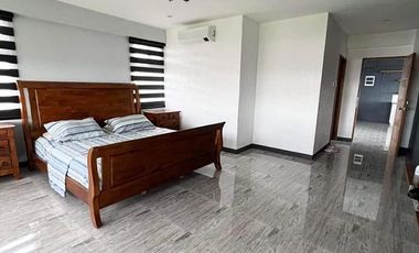 𝐒𝐩𝐚𝐜𝐢𝐨𝐮𝐬 𝟒 𝐁𝐞𝐝𝐫𝐨𝐨𝐦 𝐇𝐨𝐮𝐬𝐞 𝐚𝐧𝐝 𝐋𝐨𝐭  𝐟𝐨𝐫 𝐑𝐞𝐧𝐭 𝐢𝐧 𝐓𝐚𝐥𝐢𝐬𝐚𝐲 𝐰𝐢𝐭𝐡 𝐚 𝐌𝐢𝐥𝐥𝐢𝐨𝐧 𝐃𝐨𝐥𝐚𝐫 𝐕𝐢𝐞𝐰