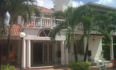 CASA CAMPESTRE PARA 20 PERSONAS EN VILLAVICENCIO-META