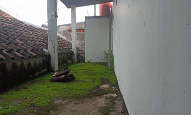 Rumah Cluster 2 kamar Siap Huni Dijual Dekat Sekolahan dan Pintu Tol Ngemplak, banyuanyar Solo