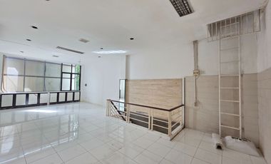 Ruko Lokasi Strategis di Kemang, Jakarta Selatan