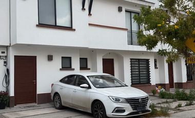 Casa en venta en Lugano Residencial zona norte