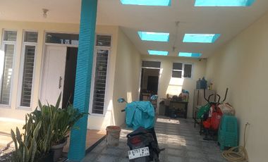 Jual cepat rumah siap huni di perumahan Bukit Nusa Indah ciputat tangerang