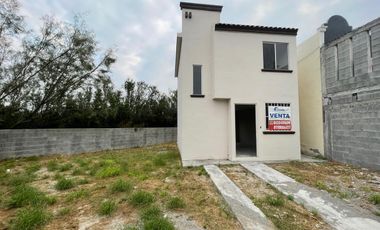 Casa en Venta en Villas de Alcalá, Ciénega de Flores 2 pisos, Perfecta para matrimonios jóvenes, inversión o proyecto de quinta