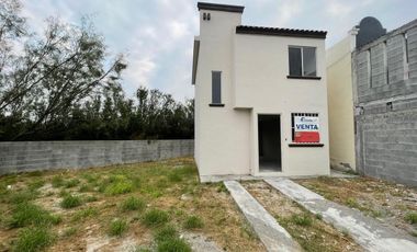Casa en Venta en Villas de Alcalá, Ciénega de Flores 2 pisos, Perfecta para matrimonios jóvenes, inversión o proyecto de quinta