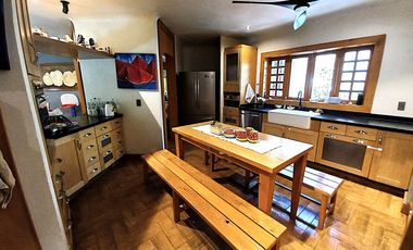 CASA EN VENTA VALLE REAL CON ALBERCA Y MUCHO JARDÍN