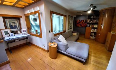 CASA EN VENTA VALLE REAL CON ALBERCA Y MUCHO JARDÍN