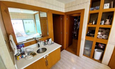 CASA EN VENTA VALLE REAL CON ALBERCA Y MUCHO JARDÍN