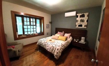 CASA EN VENTA VALLE REAL CON ALBERCA Y MUCHO JARDÍN