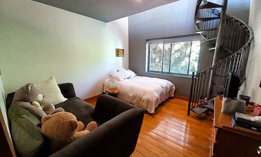 CASA EN VENTA VALLE REAL CON ALBERCA Y MUCHO JARDÍN