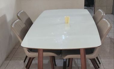 HOOK MURAH !!! Semi Furnished Luas 210 di duta graha samping summarecon bekasi