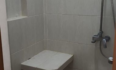 HOOK MURAH !!! Semi Furnished Luas 210 di duta graha samping summarecon bekasi