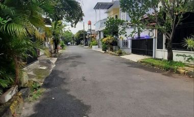 HOOK MURAH !!! Semi Furnished Luas 210 di duta graha samping summarecon bekasi