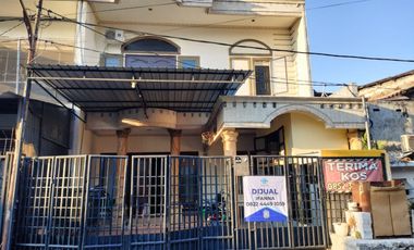 Rumah Kos Aktif 2 Lantai SHM di Dukuh Kupang Cocok Untuk Inves