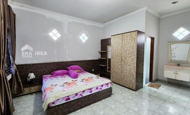 DIJUAL RUMAH 2 LANTAI FULL FURNISHED DI SOLO DEKAT RS JIH