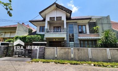 DIJUAL RUMAH MEWAH 2 LANTAI DI SOLO BARU DEKAT THE PARK MALL DAN PAKUWON MALL