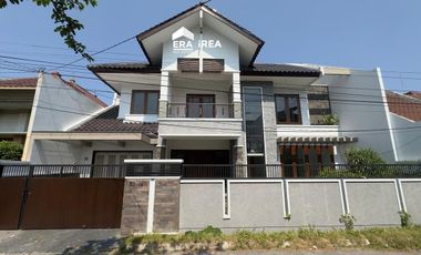 DIJUAL RUMAH MEWAH 2 LANTAI DI SOLO BARU DEKAT THE PARK MALL DAN PAKUWON MALL