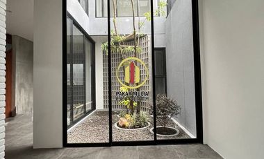 Dijual Rumah Modern Tropical Minimalis Sayap Turangga Dekat TSM Bandung Halaman dalam Rumah & Rooftop lantai 3